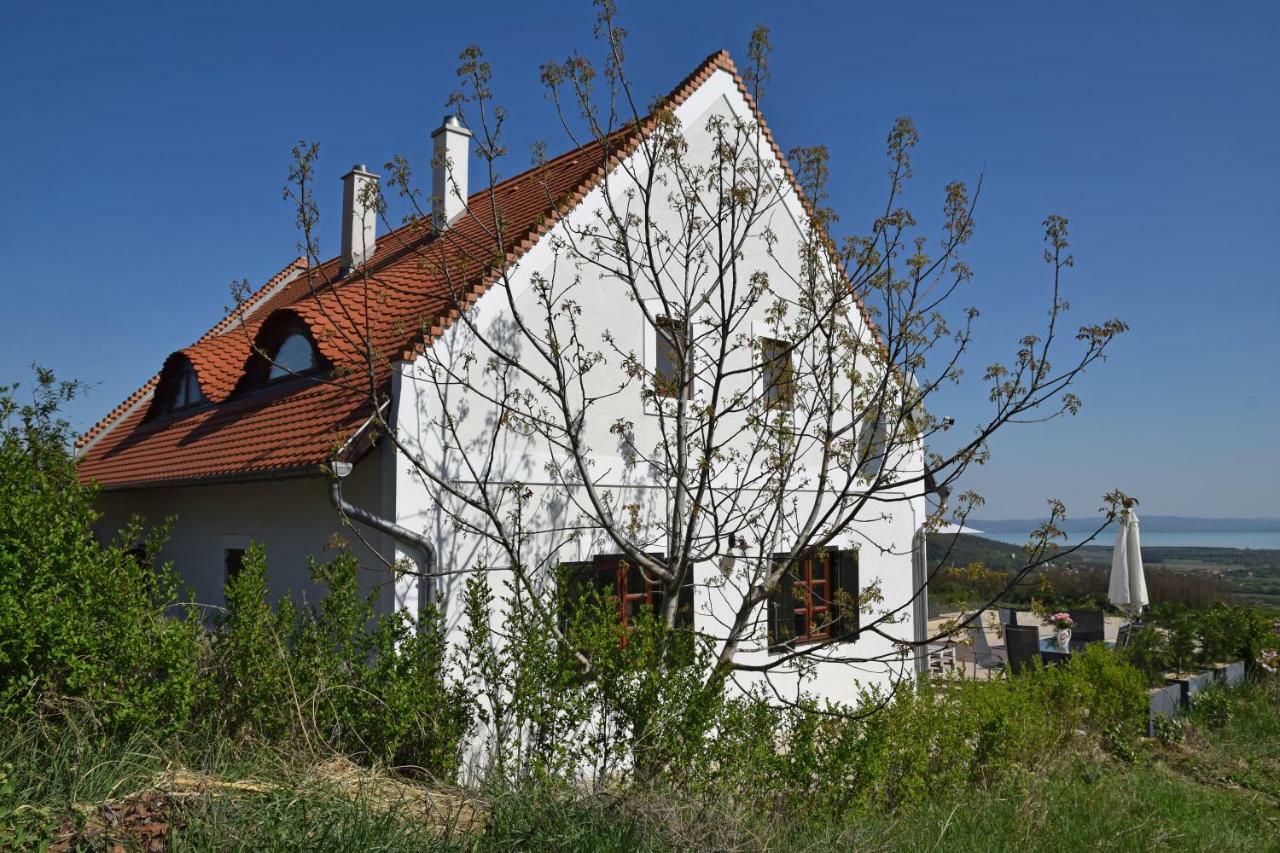 Panorama, Balaton Villa เดอร์กิชเช ภายนอก รูปภาพ